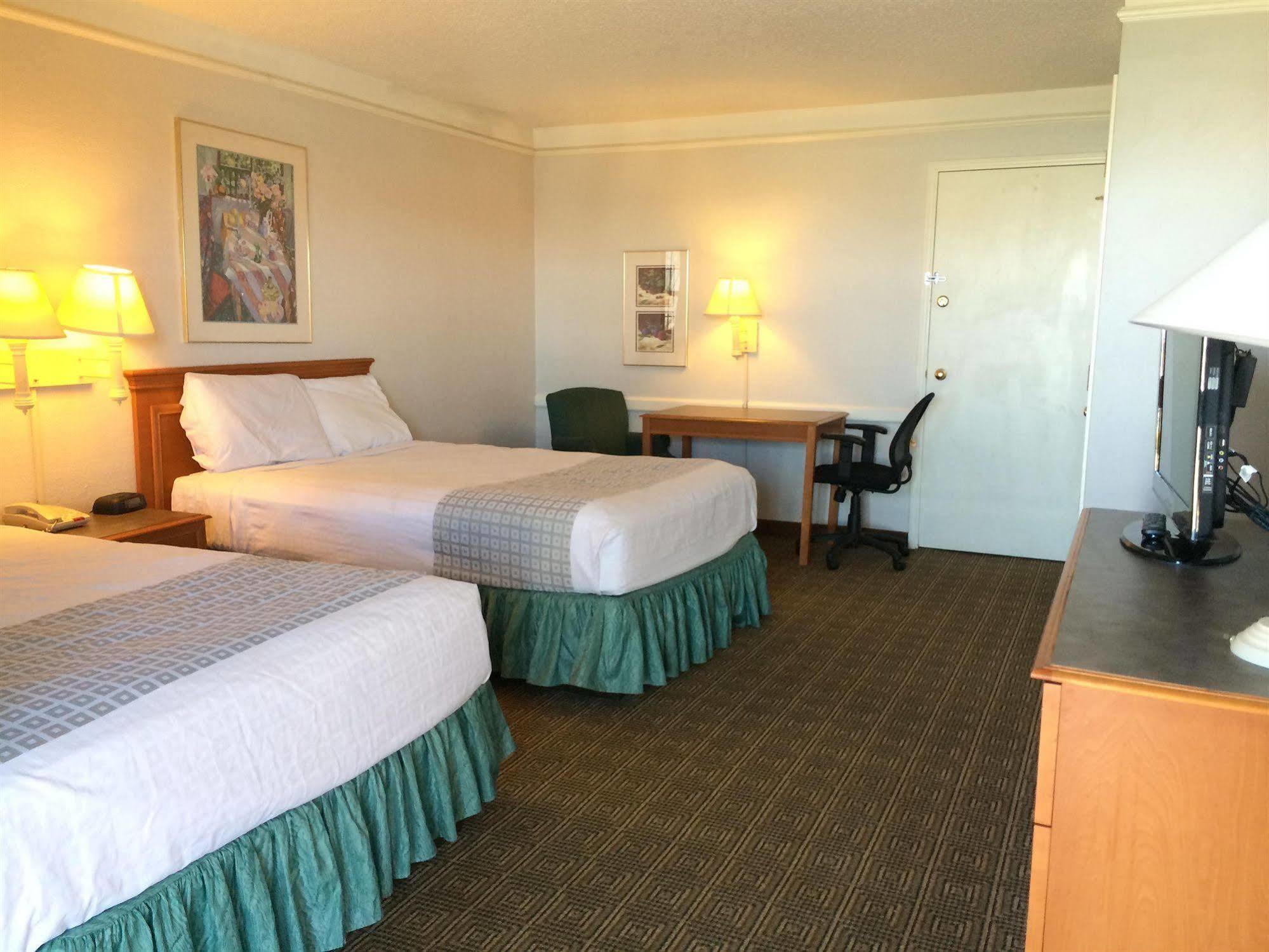 Hemp Inn Oklahoma City South Eksteriør bilde